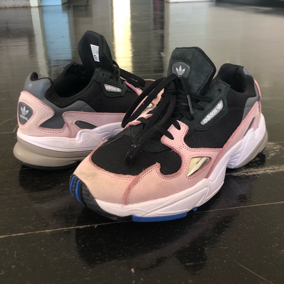 ✨HARD TO FIND✨ Adidas FALCONS - Picture 3 of 8